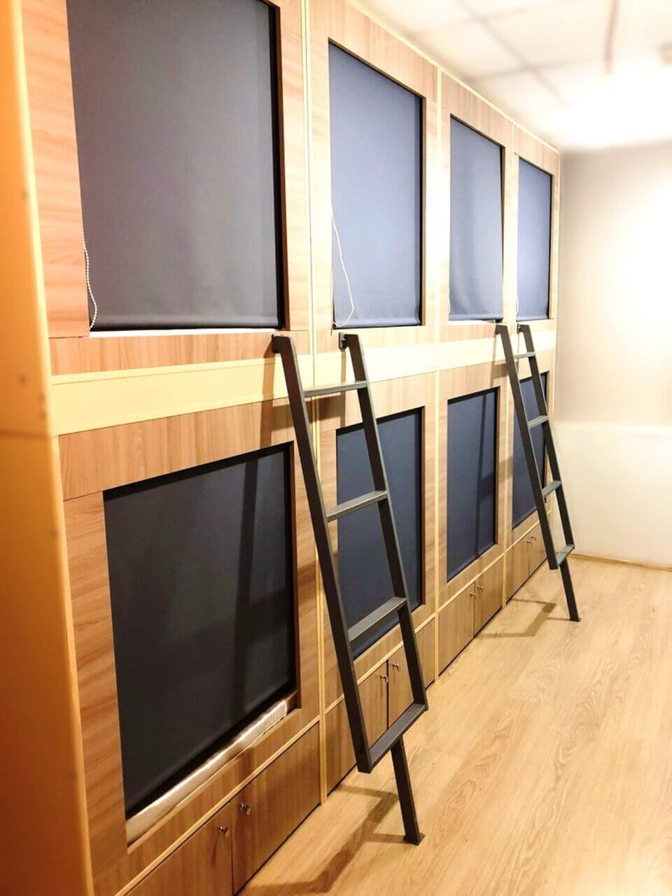 Капсульный Отель Капсула (Capsula Hotel)