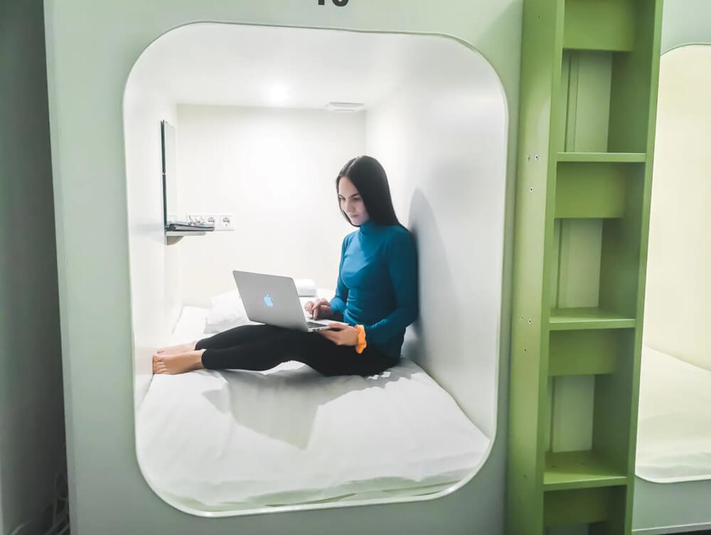 Капсульный Отель Капсула (Capsula Hotel)