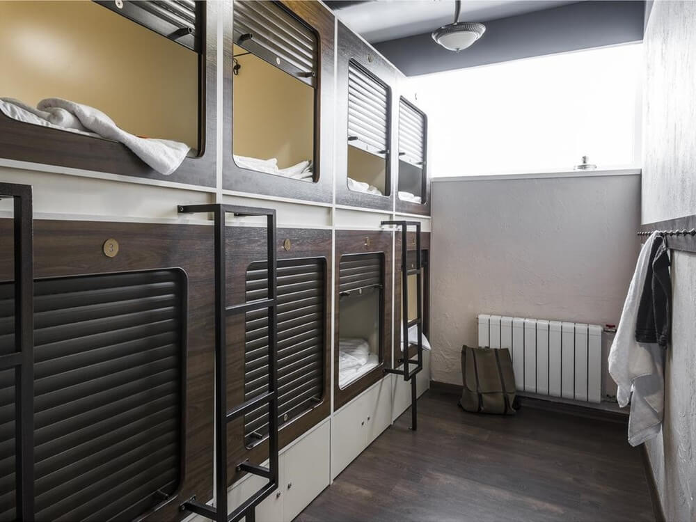Капсульный Отель Капсула (Capsula Hotel)