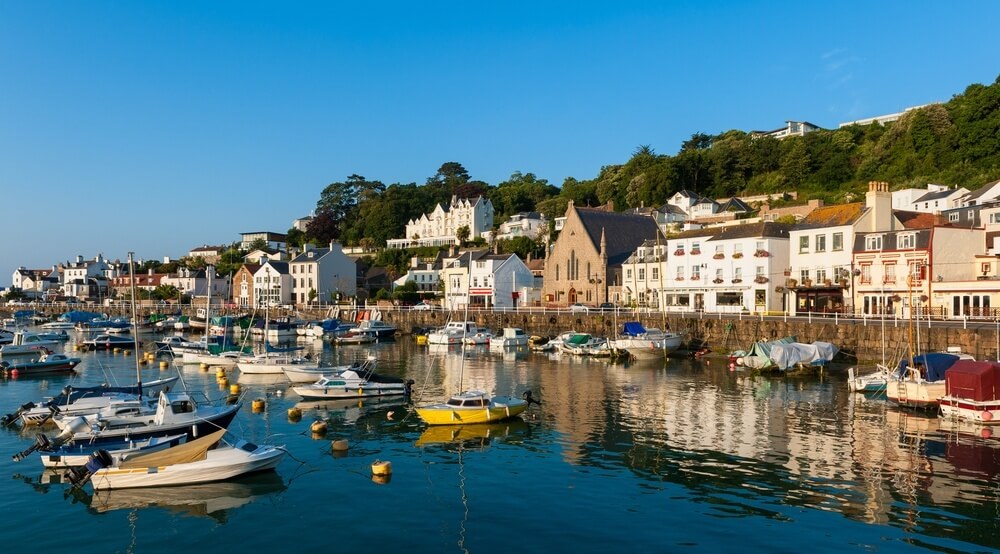 Страны с самой высокой скоростью интернета на 2020 год (Countries with the Fastest Internet in the Wor
