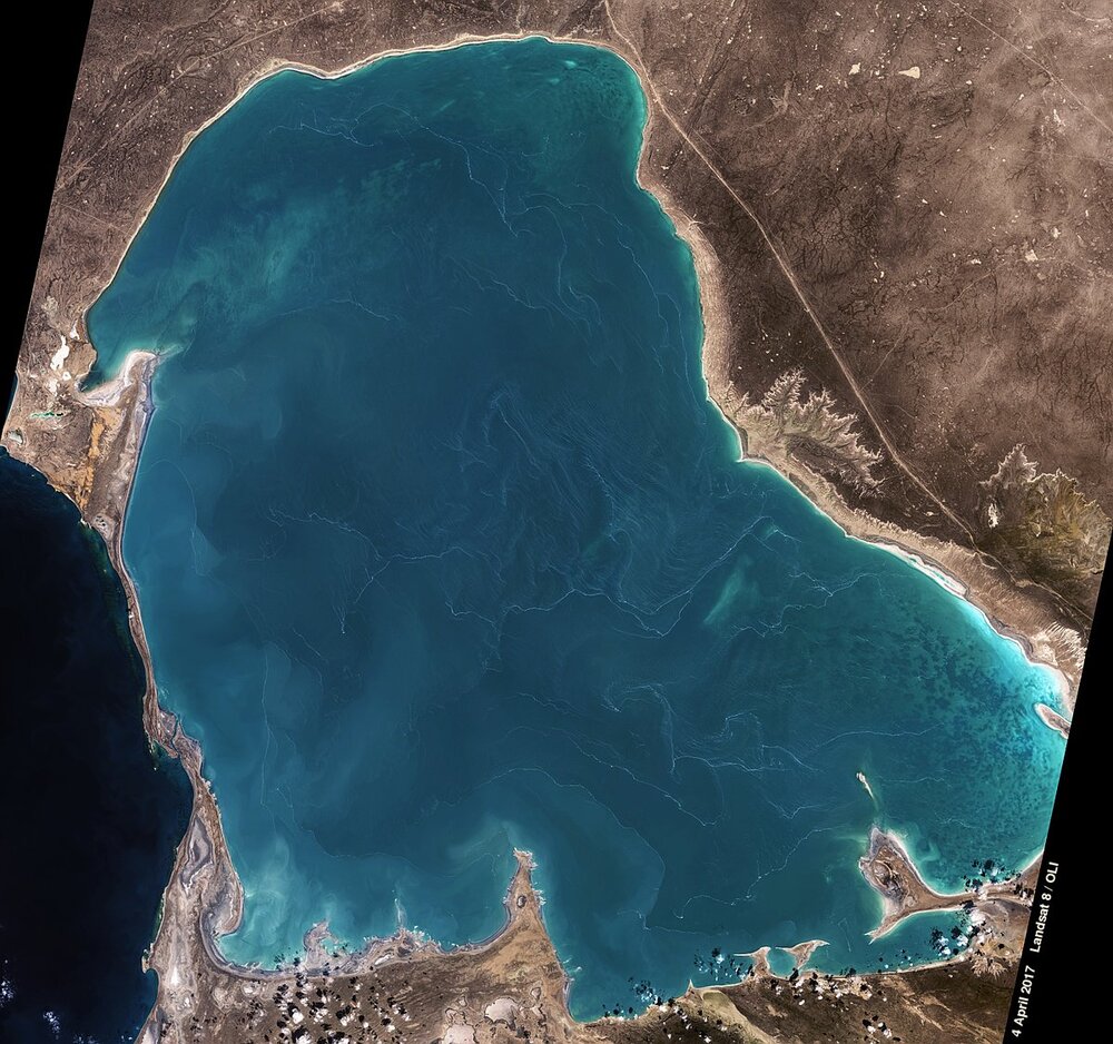 Самые соленые озера в мире (The saltiest lakes in the world)