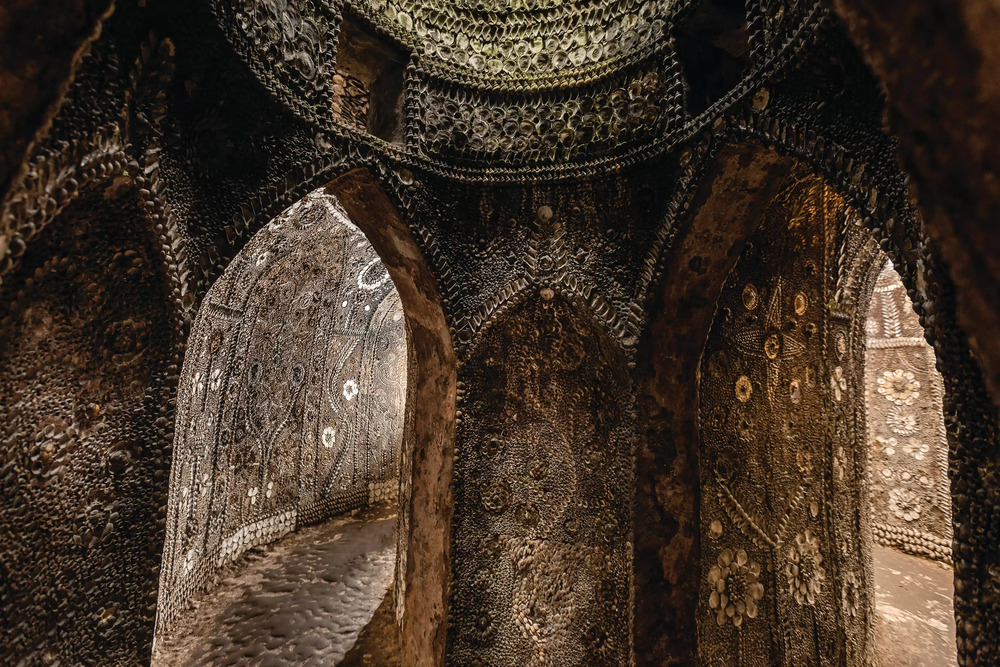 Грот ракушек (Shell Grotto) – интригующая достопримечательность Великобритании