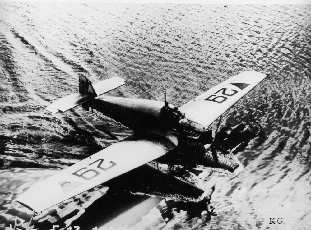 Самолет Junker F-13 Avianca Самолет Junker F-13 Avianca